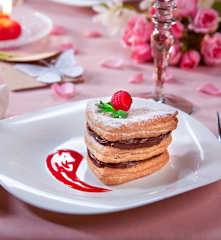 Millefoglie al cioccolato con coulis ai lamponi (per 2 persone)