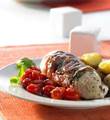 Hähnchenfilet mit Balsamico-Tomaten und Kartöffelchen