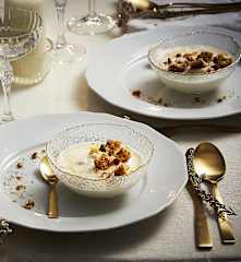 Crumble di panettone con crema al mascarpone e miele