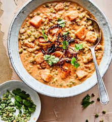 Dahl de pois cassés à la patate douce