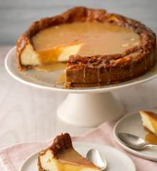 Baked White Chocolate Caramel Cheesecake