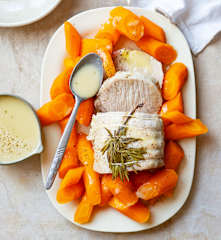 Rôti de porc,  sauce au miel et carottes