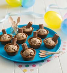 Cookies and cream ice cream with brown sugar biscuit bowls