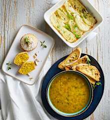 Minestra saporita di lenticchie, finocchi al Parmigiano Reggiano e muffin di carote e mandorle
