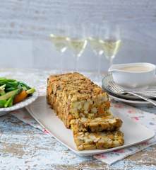 Harvest nut roast with gravy
