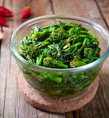 Contorno di friarielli alla napoletana