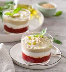 Crema de mascarpone, paté de berenjena y confitura de tomate