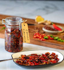 Chilli crunch (Thermomix® cutter, TM6)