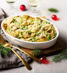Gratinado vegano de pasta Alfredo