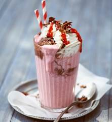 Erdbeer-Schoko-Milchshake