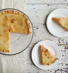 Tarta de jamón, queso y tomate