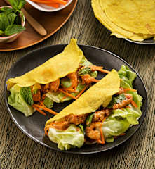 Crêpes de cerdo y langostinos (Bánh xèo) - Vietnam