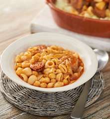 Estofado portugués de cerdo con repollo (rancho)