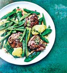 Foies de volaille au beurre de noisette, légumes vapeur