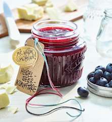 Heidelbeerkonfitüre mit weißer Schokolade