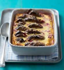 Rhubarb and ricotta bread and butter pudding