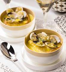 Zuppa di vongole e uova