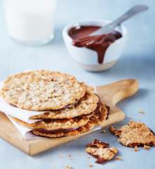 Tejas cubiertas de chocolate