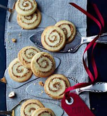 Haselnuss-Sirup-Schnecken