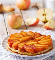 Tarta Tatin