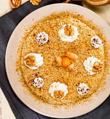 Sněhový ořechový dort