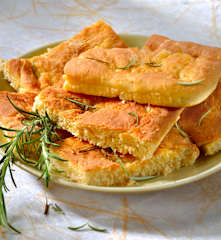 Focaccia di ceci saporita