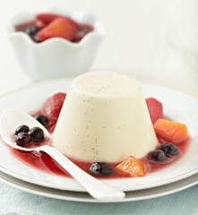 Baharatlı ve Meyveli Şerbetli Panna Cotta