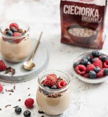 Deser z nasionami chia z cieciorką i gorzką czekoladą