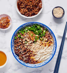 Dan dan mian (dandan noodles)