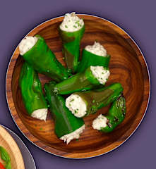 Gefüllte Pimientos de Padrón