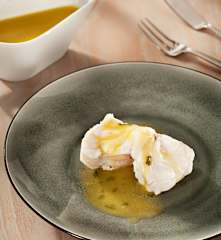 Rape al vapor con salsa verde