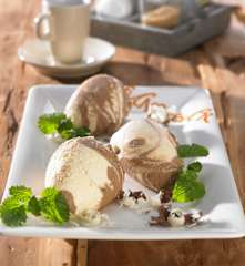 Schokoladenmousse marmoriert