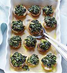 Žampióny plněné listovým špenátem