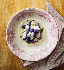 Mammoli su fonduta di formaggio