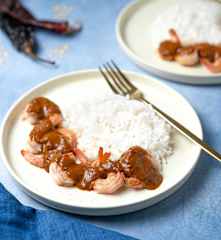 Camarones salteados a los tres chiles