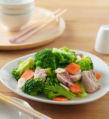 花椰菜炒豬肉