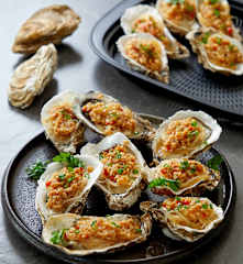 蒜蓉粉丝蒸生蚝