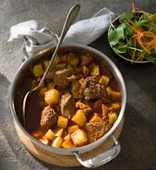 Caldereta de cordero en cocción lenta