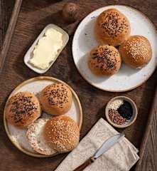 Bułki-trojaczki z ziarnami