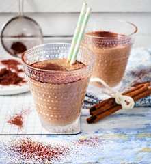 Avocado-Kakao-Smoothie