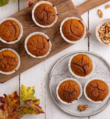 Pełnoziarniste muffinki dyniowe z orzechami
