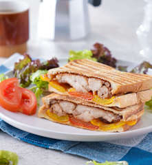 照燒雞肉彩椒熱壓三明治