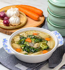 Sup Tauhu Kulit (Beancurd Skin Soup)