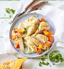 Frango com puré de maçã e aipo e pedaços de abóbora