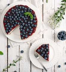 Islandzki sernik na zimno z jagodami