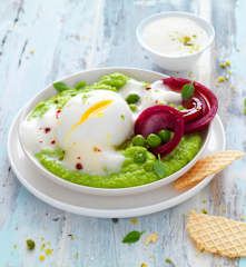 Œuf mollet, purée de petits pois et sabayon au riesling (Zone 6)