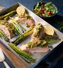 Saumon rôti au pesto de brocoli