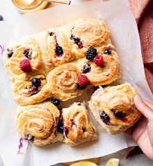 Rouleaux aux bleuets et au beurre de cacahuète