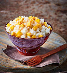 Arroz glutinoso con mango