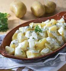 Patate con salsa allo yogurt